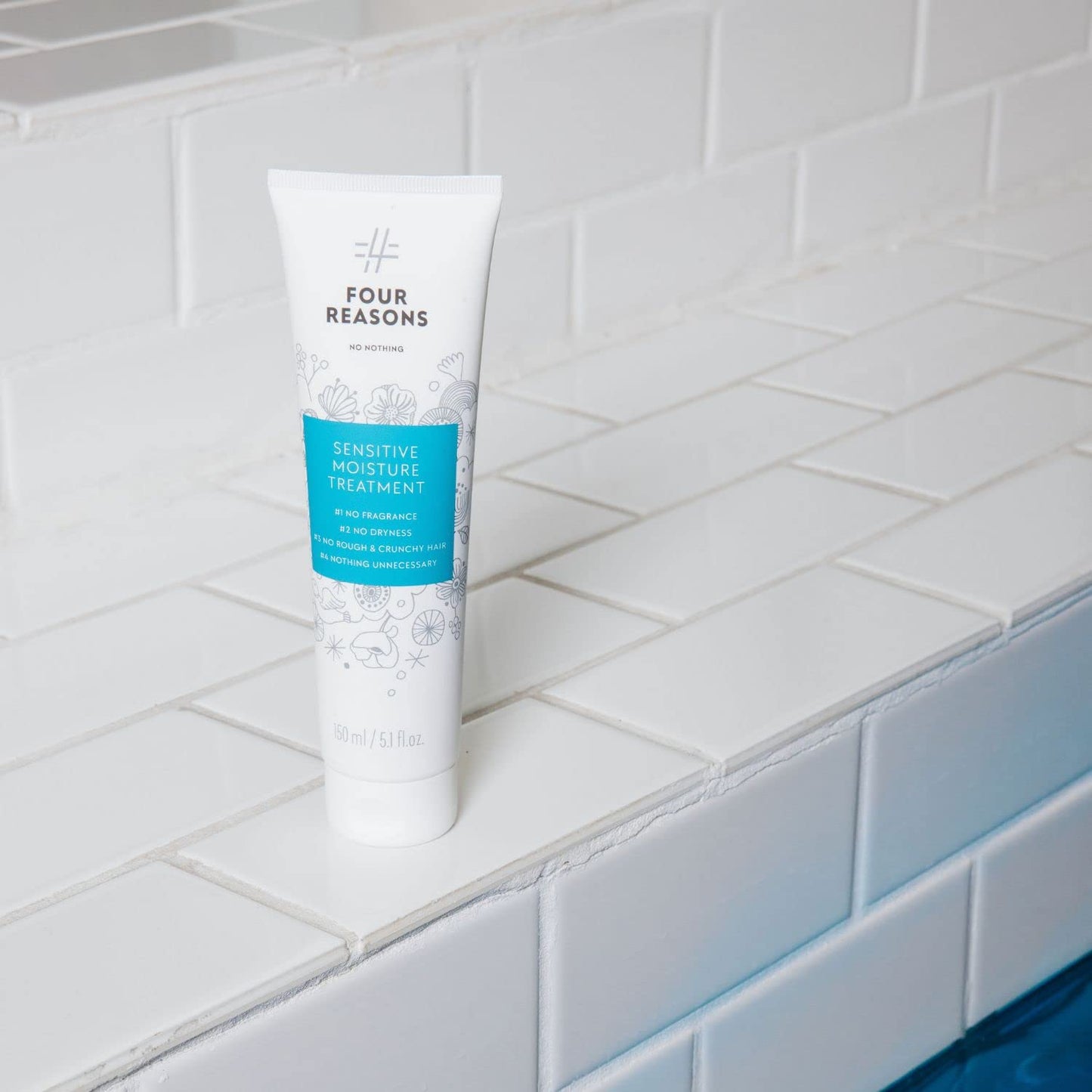 No nothing Sensitive Moisture Treatment - Perfume-free, Moisturising Intensive Treatment - For Dry and Damaged Hair - 100% Vegan -150 ml (New Packaging)