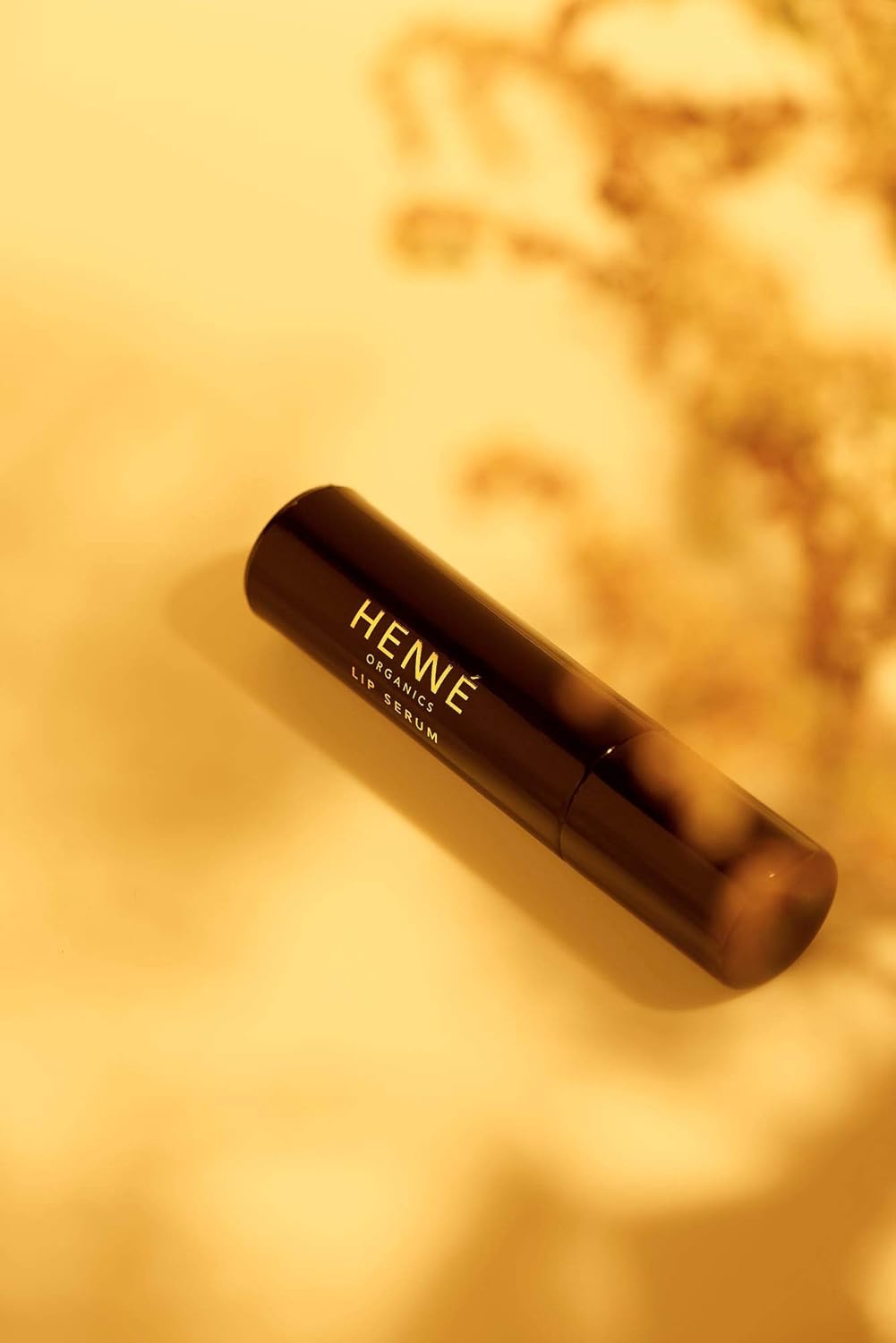 Henné Organics Lip Serum - Natural Antioxidant Oil Treatment for Smooth and Firm Lips