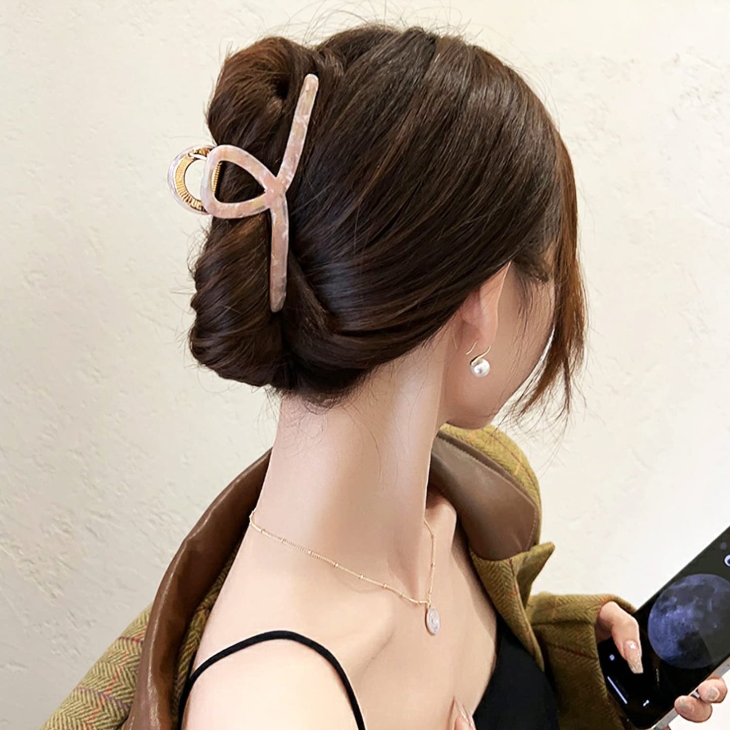 Big Large Butterfly Acetate Hair Clamps with Strong Hold for Long Thick Hair - 4.7" Hair Claw Clips for Women (1 Pc, Pink)