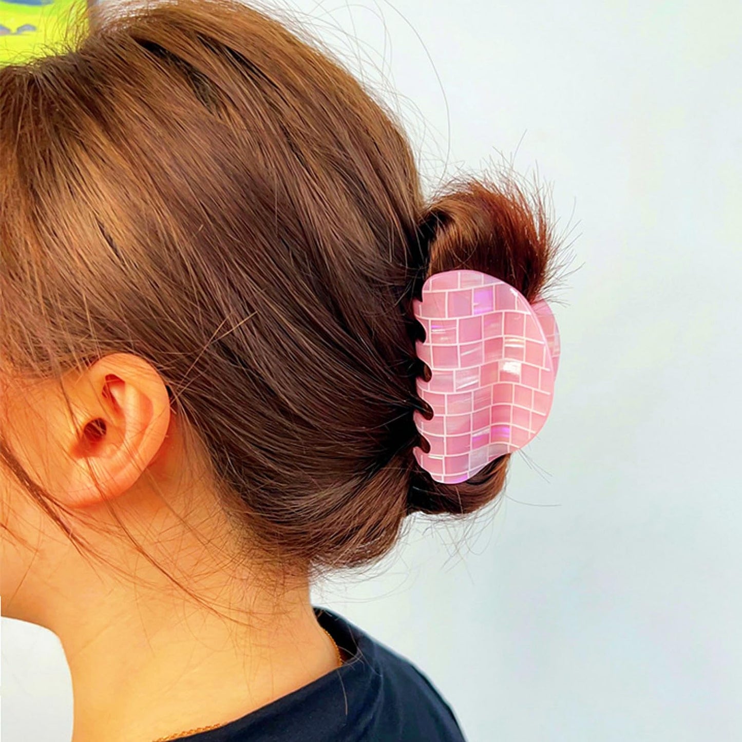 Checkered Hair Claw Clips, Acrylic Semicircle Checker Barrettes for Women Ladies Multicolor Medium Cute Jaw Clip Non Slip Strong Hold Claw Clamps Stylish Hair Accessories for Thin Thick Hair (4 Pack)