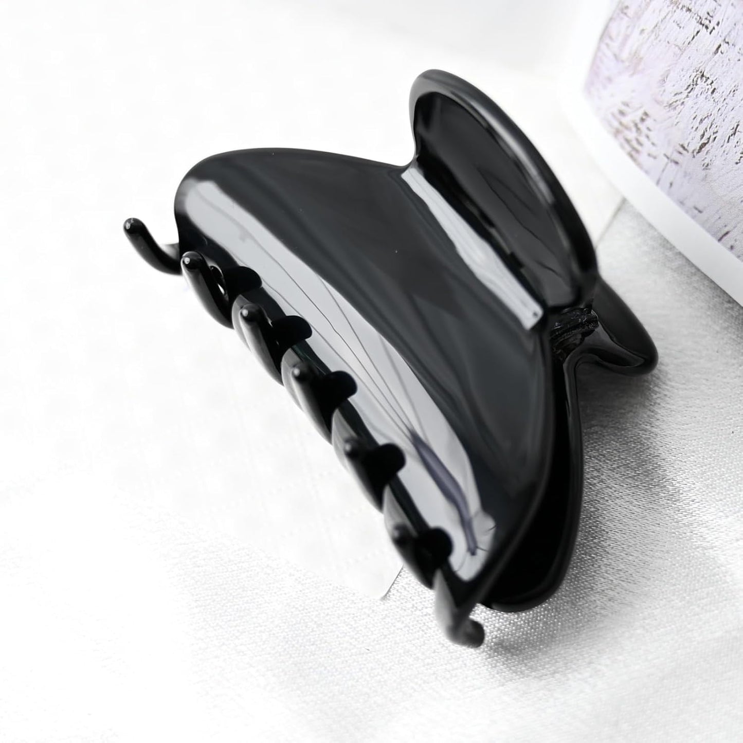 Handmade Celluloid Acetate French Design Barrettes Tortoise Shell Claws Hair Claw Luxury Fashion Accessories Hair Clip for Women (Classic black)