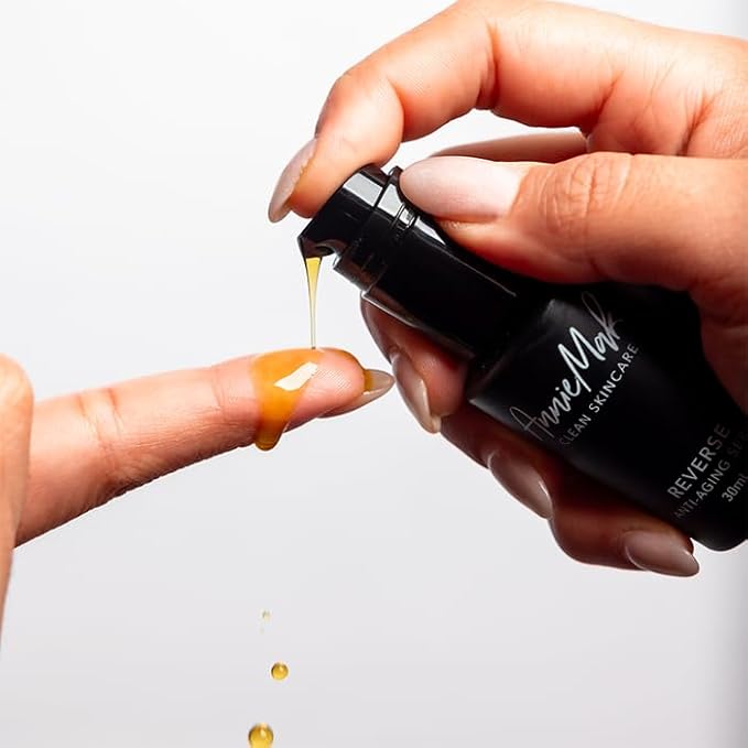 AnnieMak Reverse Anti Aging Serum for Face, Deep Moisturizer Skin Care for Women, Helps Reduce Wrinkle, Dark Spots & Facial Lines, Moisturizing & Hydrating, Promotes Collagen (1 fl oz)