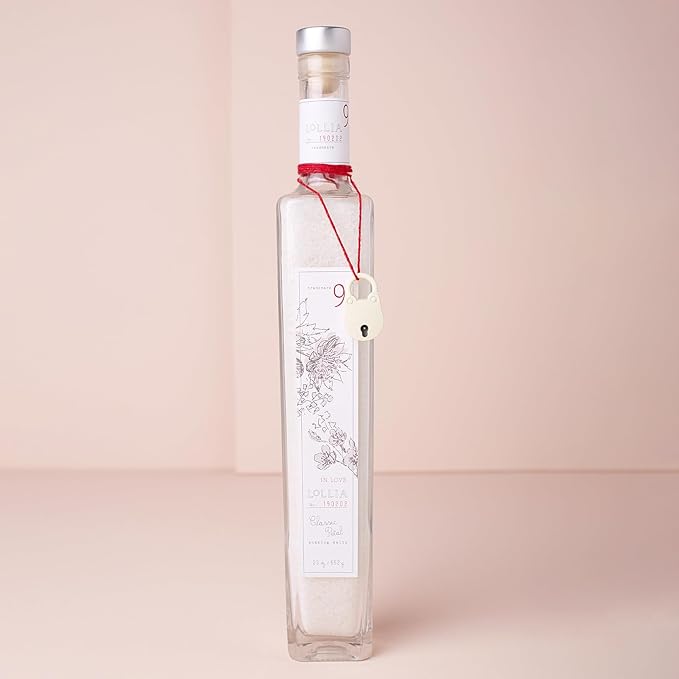 Lollia in Love Bathing Salt, 20 oz. - Bath Essential for Women, Bathtub Accessories, Relaxing Bath Salts for Women, Bath Products, Scented Luxury Bath Salts