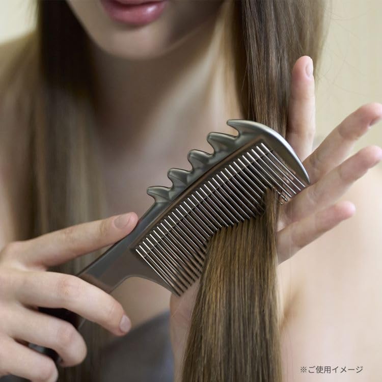 LOVE CHROME K24GP SCALP-GUASHA GOLD/Japanese artisan hair comb