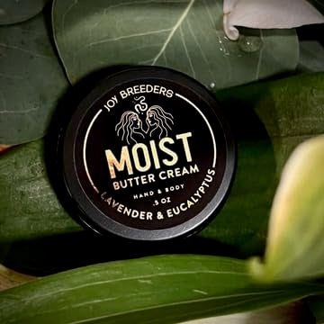 Moist Shea Butter Cream | Lavender & Eucalyptus | MEDIUM (3.5oz) | Organic Body Butter | Hand/Body Moisturizer | Clean Skincare | Aids Dry Skin | Lasting Moisture | Rich & Velvety Texture