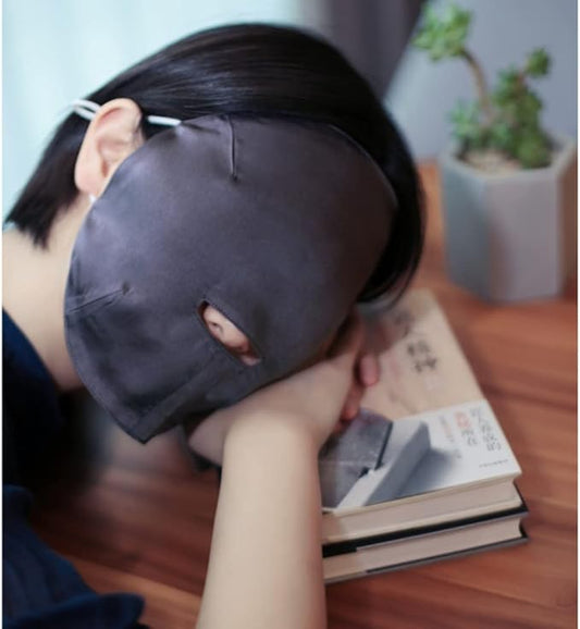 100% Silk Sleep Mask Modern Full Face Sleep Mask Soft Comfortable A Good Night’s Sleep Eye Mask with Adjustable Strap (Beige)