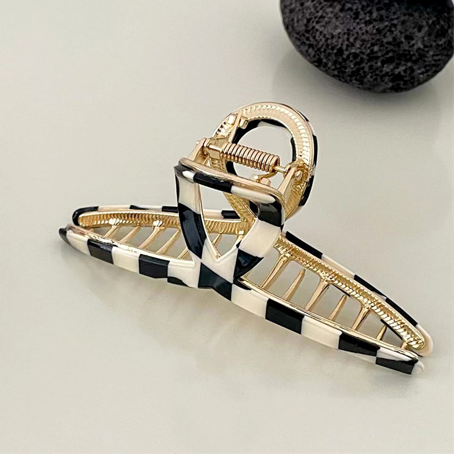 FAELBATY Hair Clip, Acetate Metal Claw Clip for Women, Strong Hold Claw for Heavy Hair, Checkerboard Pattern, 4.5" Jaw Clamp, Large Hair Accessories for Long Thick Hair