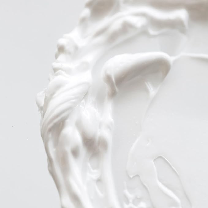 BIOEFFECT Hydrating Cream Moisturizer with Hyaluronic Acid, Plant-Based EGF and Antioxidants, an Anti-aging, Long-lasting Water Cream and Oil-free Facial Lotion that Boosts Moisture Levels (50 mL)