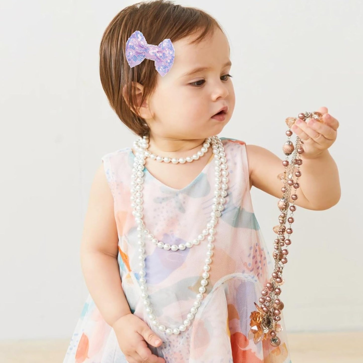 KISZU 3 Inch Glitter Hair Bows Clips, Sparkling Sequin Little Bow HairPins for Baby Girls Children Teens and Women (Light Purple)