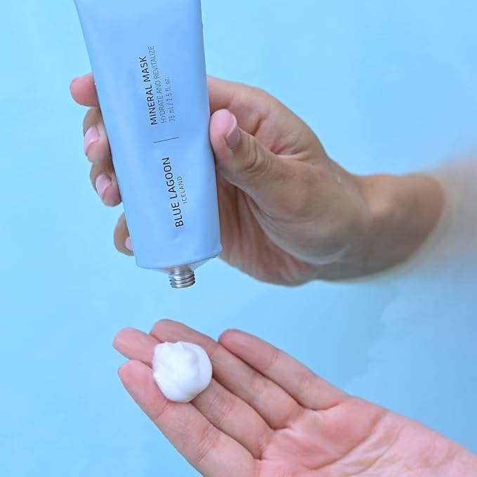 Blue Lagoon - Hydrating Overnight Mineral Face Mask - Hydrating Treatment - Overnight Mask - Moisturizing Skincare - Sleeping Mask - Sustainable, Bioactive Icelandic Skincare (1 fl oz | 30 ml)