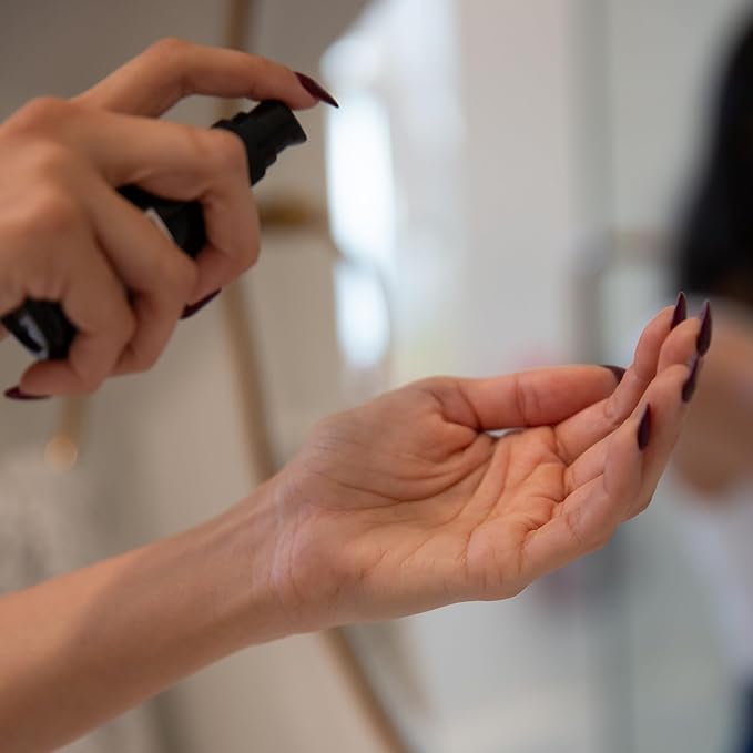 Le Saint Marula Oil for Face - Hydrating Face Oil for Women for Firm Plump & Radiant Skin - Age-Defying Facial Oil with Wild-Harvested Marula - Nourishing Face Moisturizer for Dry Skin