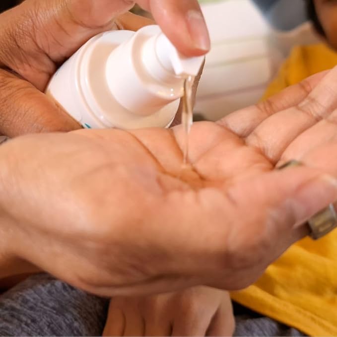 Mambino Organics Massage Baby Oil – Organic, Nourishing with Egyptian Calendula, Chamomile & Lavender – Gentle for After-Bath Relaxing – Cruelty-Free Baby Oils for Baby & Kids, 5 fl oz