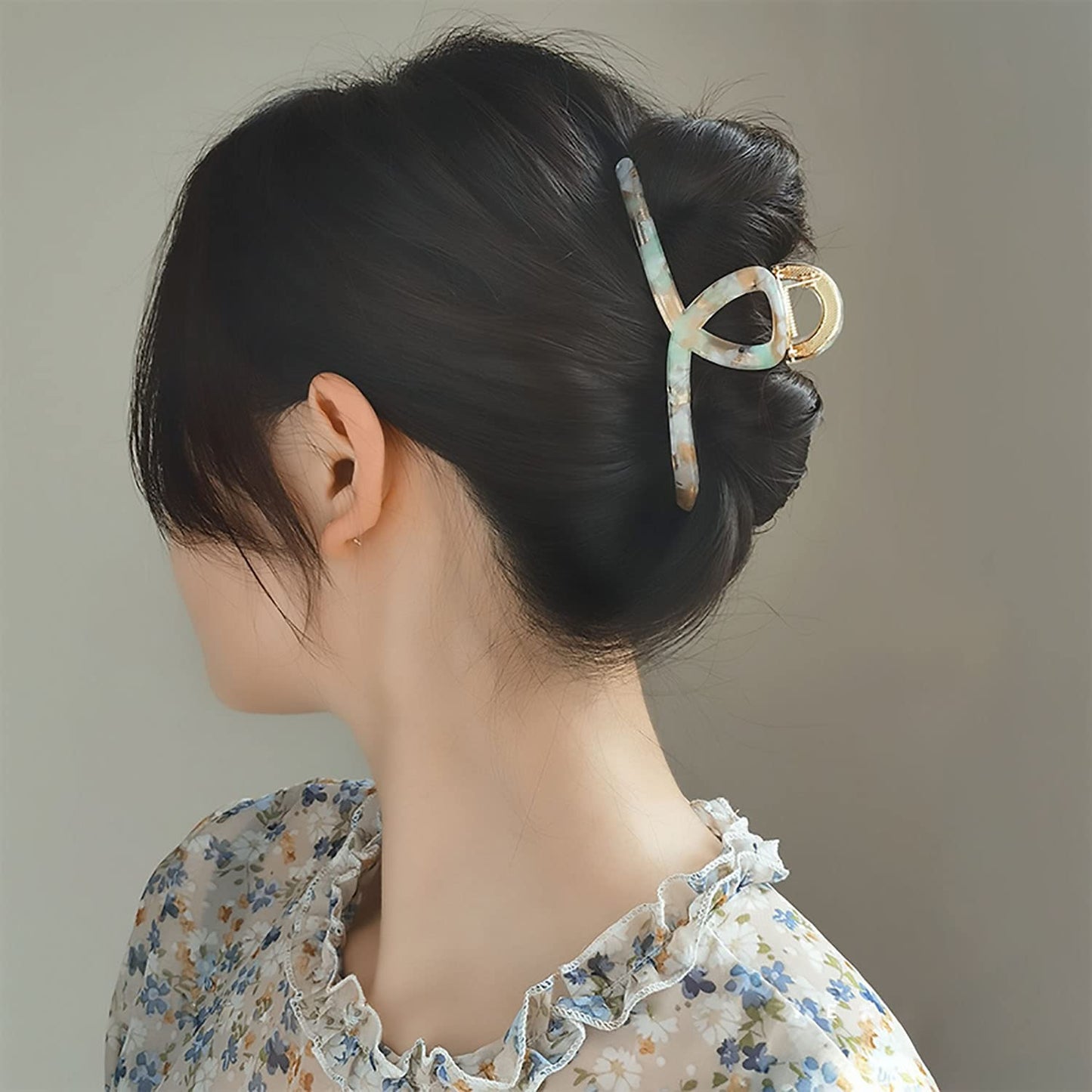 1Pack Large Metal Acetate Hair Claw Clips for Thick Thin Hair Non Slip Big Fashion Hair Clamp for Women Girls Hair Styling Accessories as Gift for Wife Girlfriend (1PC/Box,Green White)