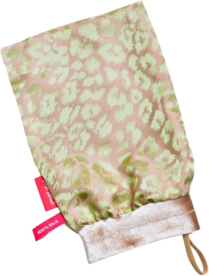 Mu LAN Legend Handmade Embossed Silk Exfoliation Mitt Polish Scrub (Leopard Green)