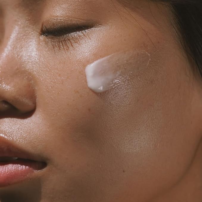 MARA - Natural Plankton + PHA Flower Acid Algae Face Serum | Plant-Based Skin Care | Exfoliate + Renews the Skin While Targeting Fine Line + Pores (1 oz | 30 ml)