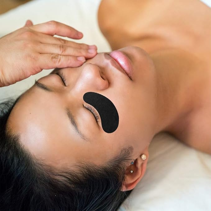 100 Pairs Hydrogel Under Eye Gel Patches Lint Free Eye Lash Pads Eyelash Extension Supplies Beauty Makeup Eye Mask Kit, Transparent/Black