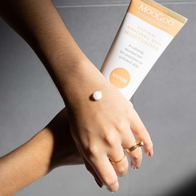 MooGoo Soothing MSM Moisturiser - Calming Face & Body Moisturiser for Sensitive, Red or Sunburnt, Dry, or Irritated Skin Including Eczema, Psoriasis & Rosacea (4.2 Fl Oz)