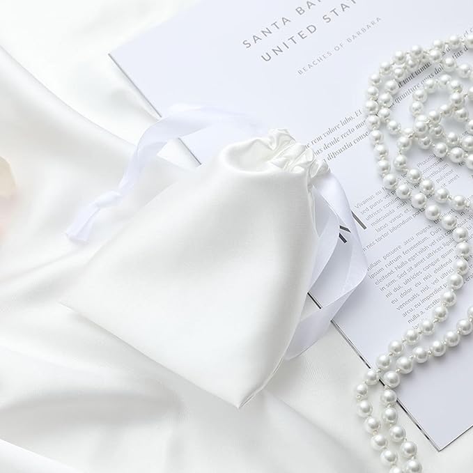 Silk Satin Sleeping Eye Mask, White Sleep Eye Night Blindfold for Women and Men, Soft Breathable Blackout Eyeshade Eye Cover for Travel, Wedding Bridesmaid Gift