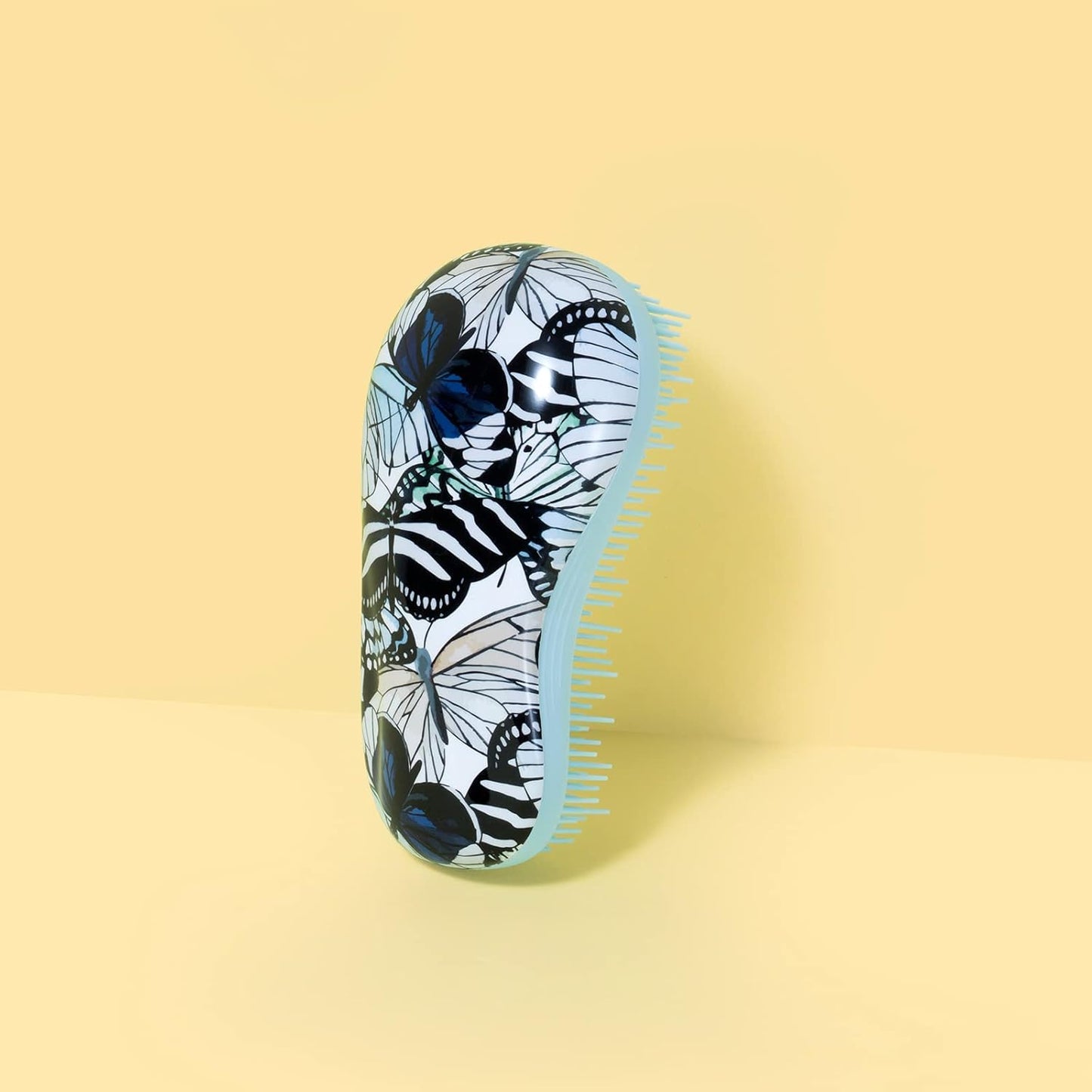 Hand Grip Brush, Gentle Detangling, Detangler Hair Brush for All Hair Types. For use on Wet or Dry Hair (Blue Butterfly)