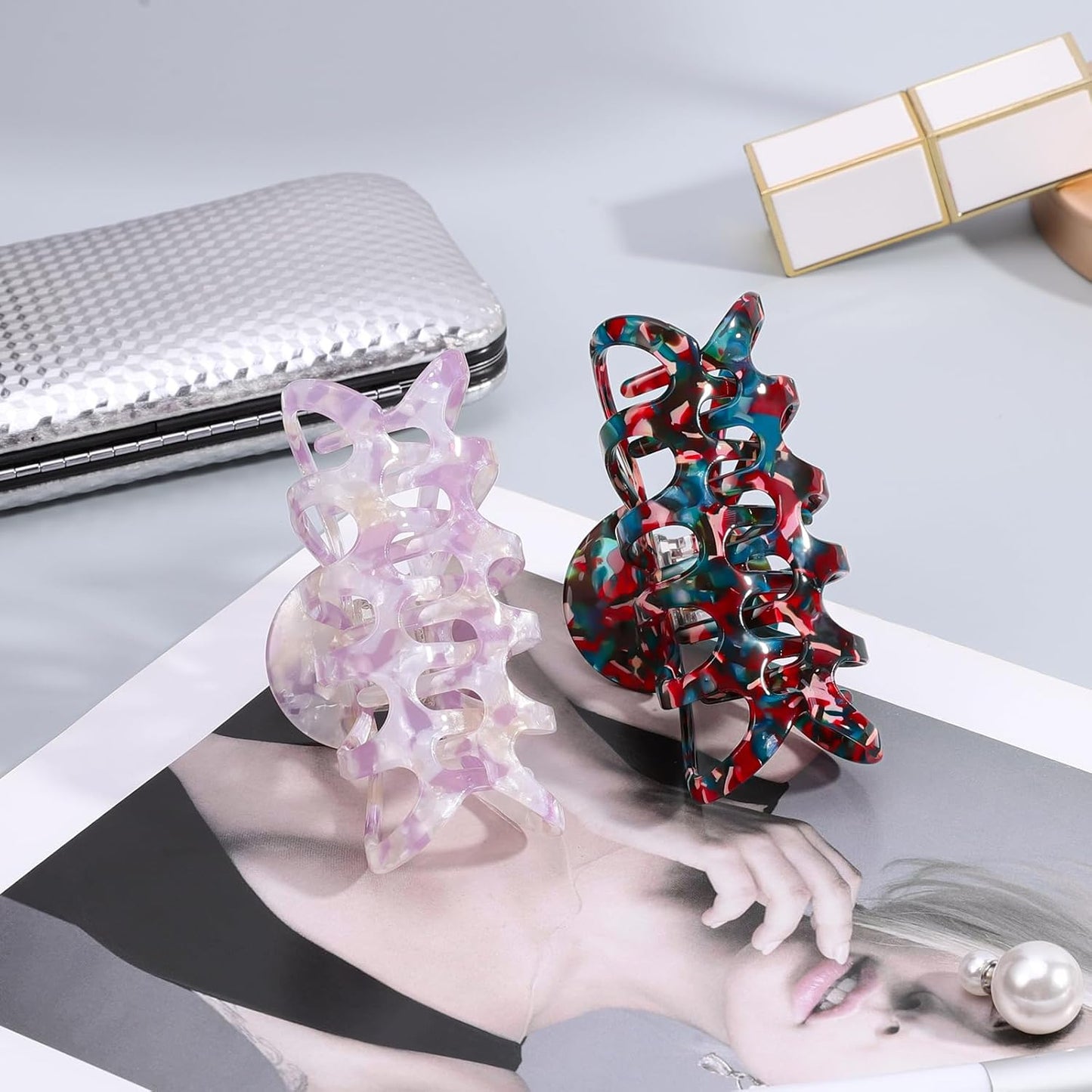 Shinowa Hair Clips, 2-Pack Bohemian Tortoise Shell Hair Claw Clips Strong Hold Big Hair Jaw Clips for Thick Hair, Hair Accessories for Women Girls, Colorful + Pink