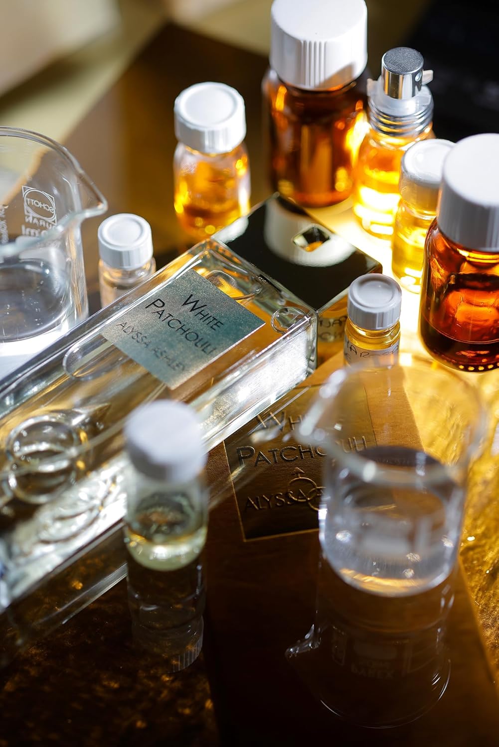 Alyssa Ashley White Patchouli - Floral & Citrus Elegant Perfumes - Perfume for Women with Warm Spices - EDP Spray, 1.7 oz