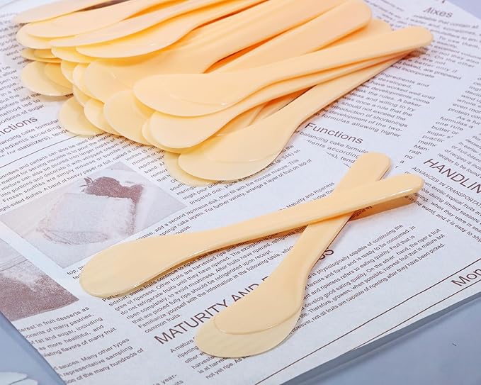 ONLYKXY 30pcs 5in Plastic Beauty Spoon Facial Cream Brush Makeup Scoop Mud Reusable Cosmetic Dig Scoop Spatula Mask Tip for Lotions Moisturizers Home Salon DIY Facemask Mixing Sampling (Light Orange)