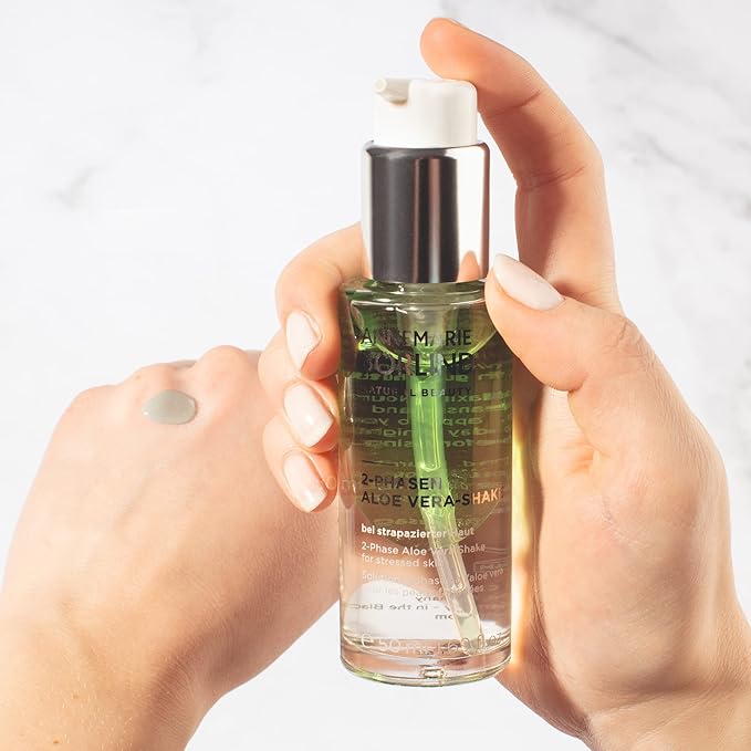 ANNEMARIE BÖRLIND - 2 Phase Aloe Vera Shake - Hyaluronic Acid + Aloe Vera + Black Currant Seed Oil For Soothed Skin - Soothing, Relaxing, Nourishing - 50ml