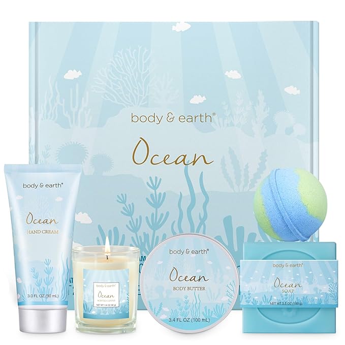 Gifts for Women, Bath and Body Womens Gift Sets with 5 Pcs Ocean Scented Spa Gifts for Women Bath Gift with Scented Candle Body Butter Hand Cream Bath Bomb Mothers Day Gifts