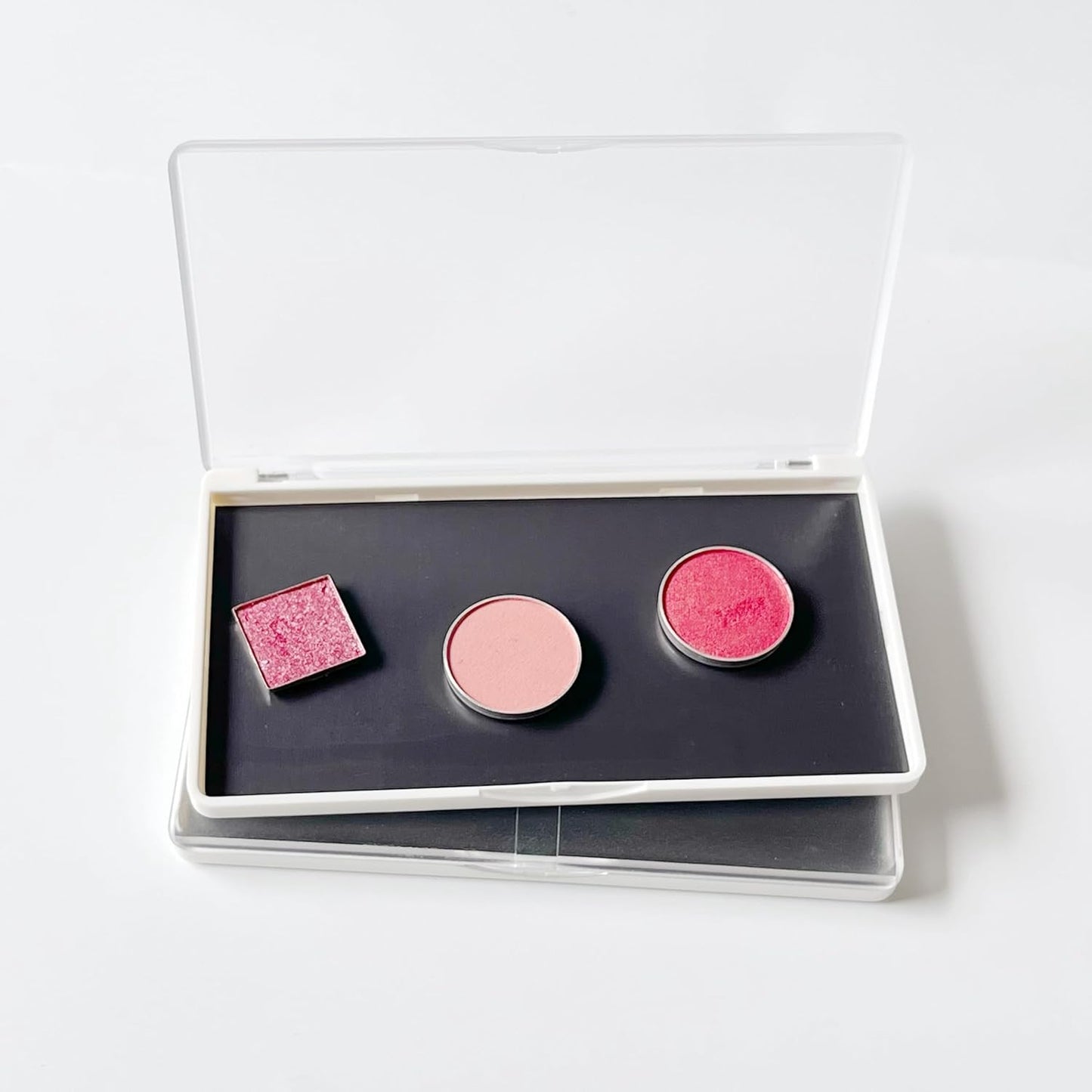 2PC Empty Magnetic Makeup Palette, White Frosted Clear Lid, Empty Eyeshadow Palettes Depots Tavel Storage Box, Small Travel Size, 5.5 x 3.1 inches,