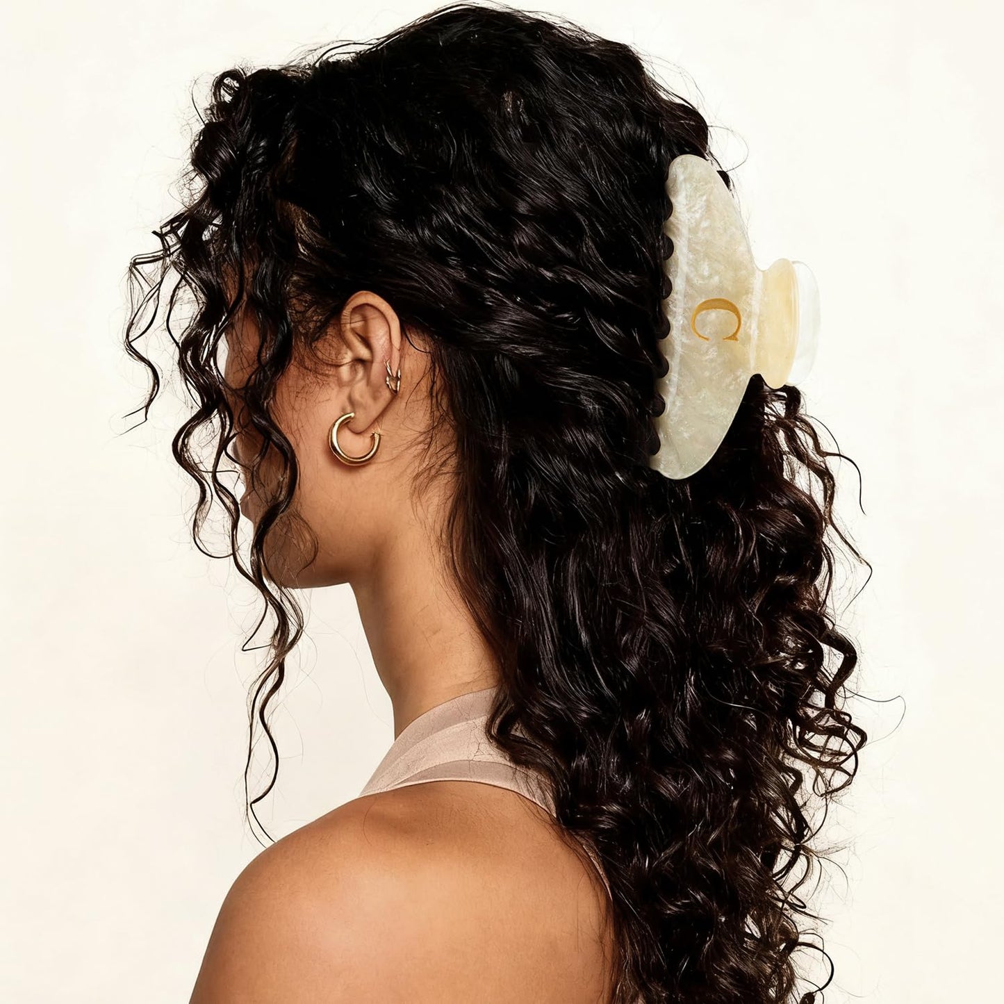 MAORULU 4 Inch Letter C Acrylic Hair Claw Clip for Women, Large Cute Marble Beige Glitter Alphabet Jaw Clips for Thick or Thin Hair, French Style Strong Hold Monogram Hair Accessories