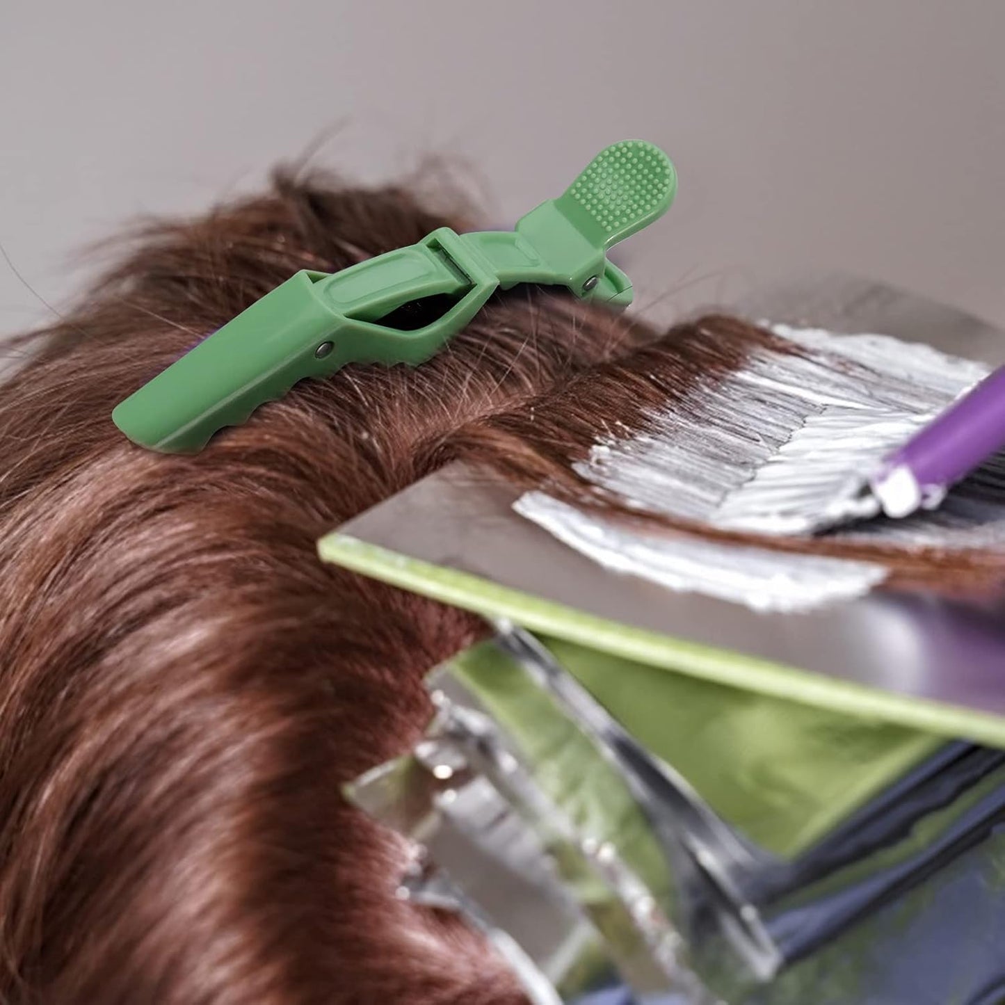 Ondder 14 Pcs Green Hair Clips for Sectioning and Styling - Larger Salon Pro Clips for Barber Coloring, Cutting - Hair Accessories for Women and Men