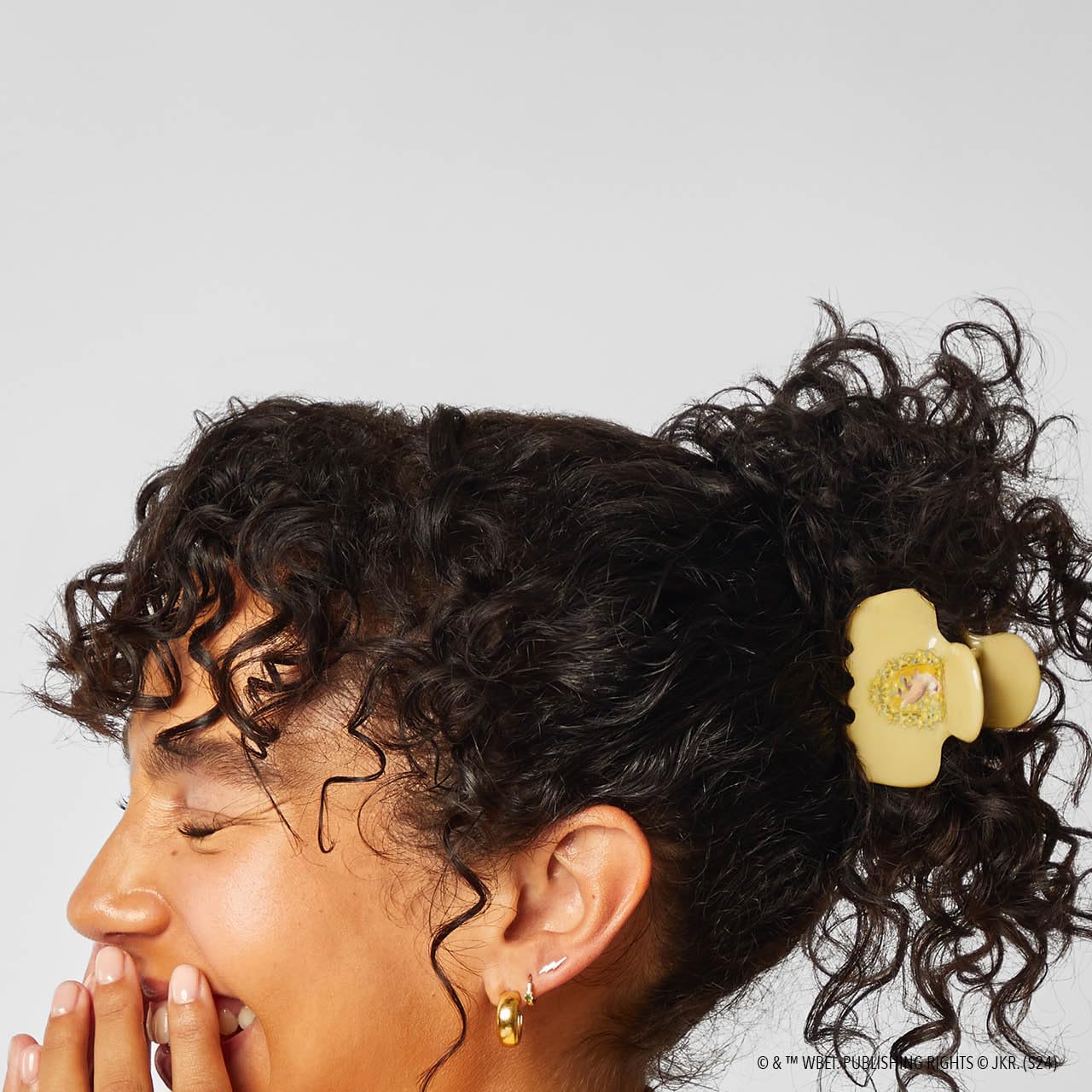 Harry Potter x Kitsch Jumbo Hair Claw - 2.3 Inches Big Hair Clips for Girls and Women | Stylish Accessories for Full Updo and Half Ponytail | Ideal Gifts for Women - Hufflepuff - 1pc