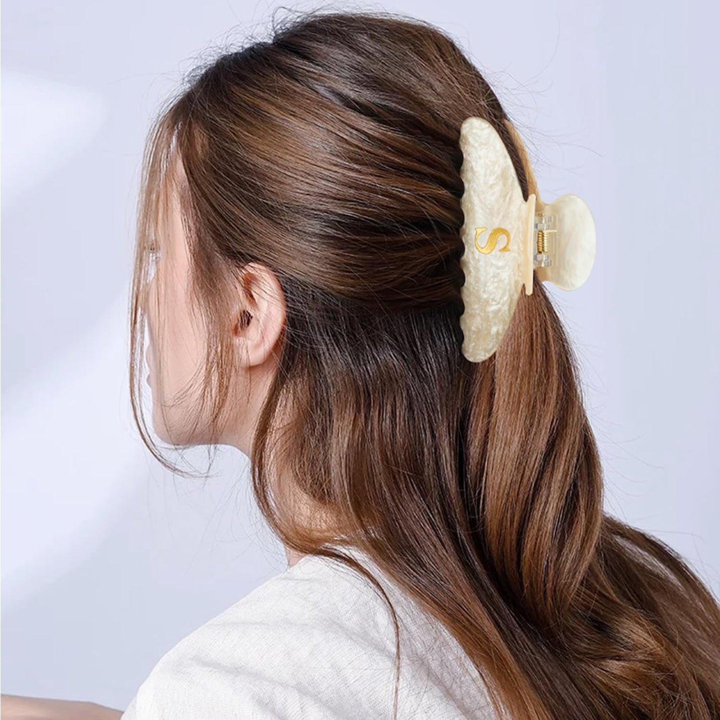 MAORULU 4 Inch Letter S Acrylic Hair Claw Clip for Women, Large Cute Marble Beige Glitter Alphabet Jaw Clips for Thick or Thin Hair, French Style Strong Hold Monogram Hair Accessories