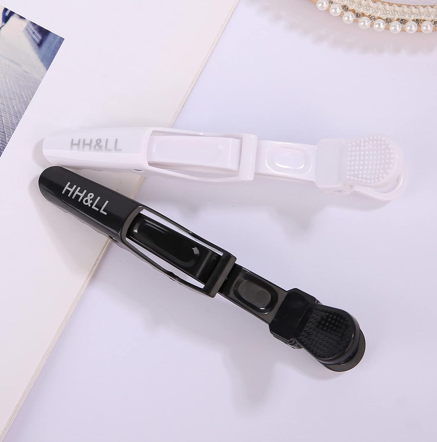 HH&LL Hair Clips for Women – Wide Teeth & Double-Hinged Design – Alligator Styling Sectioning Clips of Professional Hair Salon Quality - 10Pack (Black+White)