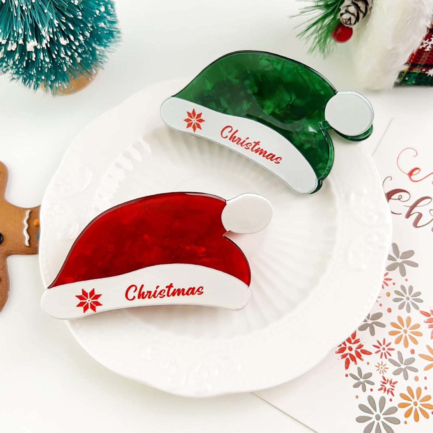 2 Pack Christmas Hair Clips, Christmas Hat Clip for Hair, Christmas Themed Hair Claw for Women, Holiday Claw Clips, Christmas Hair Accessories for Thin Medium Hair, Christmas Claw Clips (Green Red)
