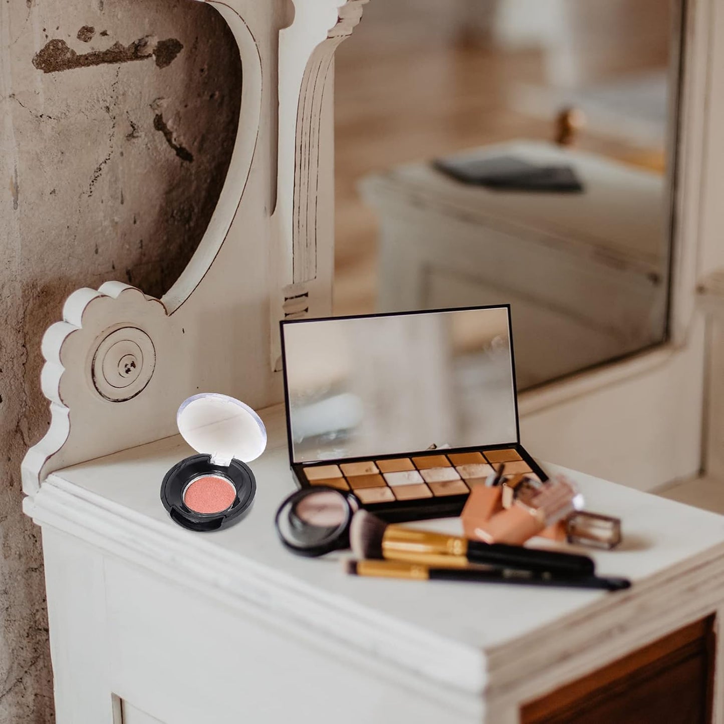 8cs Eye Shadow Blank Empty Blush Case Eyeshadow Case DIY Makeup Empty Eyeshadow Blusher Case Eyeshadow Palette Pans Makeup Brishes Makeup Pallet Mini Box Plastic Travel With Cover