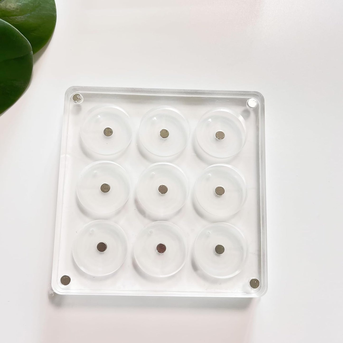 New Empty Acrylic DIY Your Own Magnetic Eyeshadow Palette All Transparent Elegant Eye Shadow Makeup Palette Make-up mixing palettes sold empty 26mm*9 holes