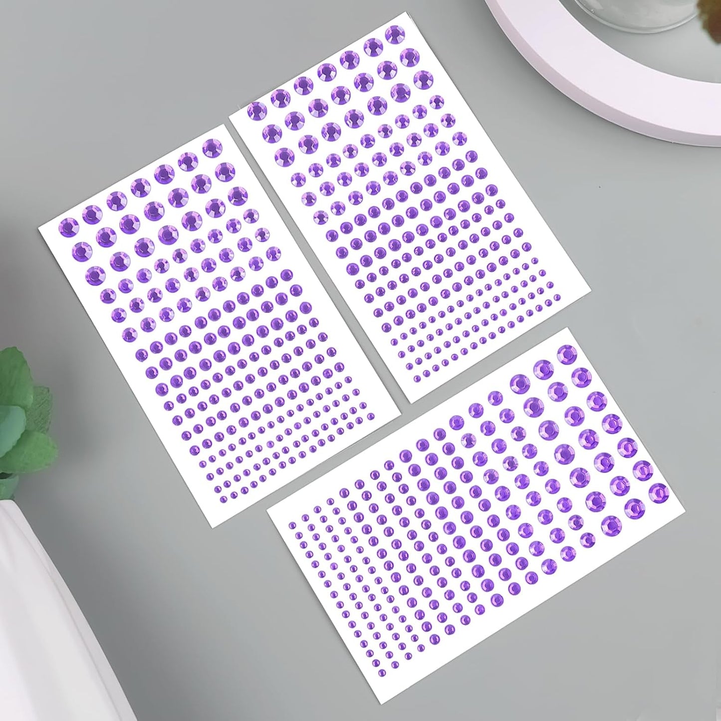 591pcs Face Gems Hair Gems Pearls, Self-Adhesive Face Jewels Eye Rhinestones 3/4/5/6/8 mm Face Gem Stick on, Halloween Makeup Gems Rave Accessories for Face Eyes Body Makeup (18.Light Purple)