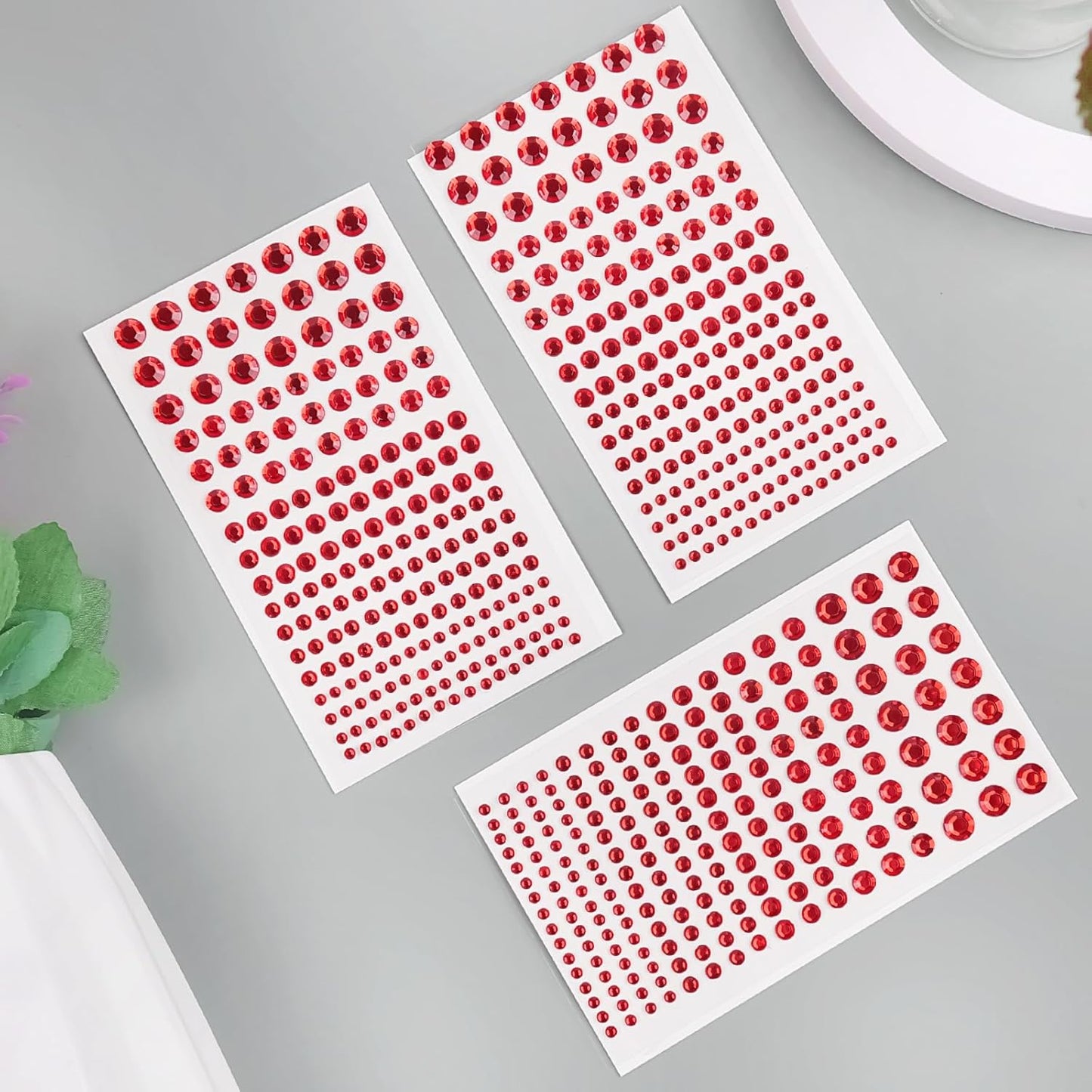 591pcs Face Gems Hair Gems Pearls, Self-Adhesive Face Jewels Eye Rhinestones 3/4/5/6/8 mm Face Gem Stick on, Halloween Makeup Gems Rave Accessories for Face Eyes Body Makeup (15.red)