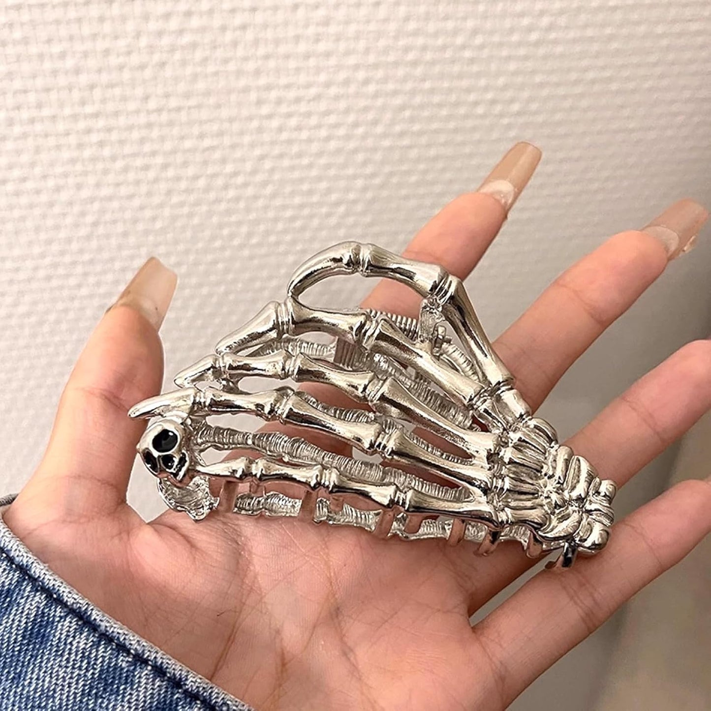 Skeleton Hand Claw Clips - Metal Silver Alloy Nonslip Terror Ghost Hand Strong Hold Punk Gothic Catch Clips for Women - Thick or Thin Hairs