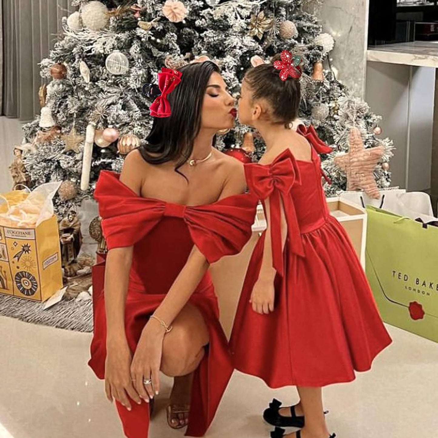 Flower Hair Claw Clips-4PCS Large Claw Clips for Thick/Thin Hair Claws,Strong Hold Nonslip Cute Hair Clips for Women Girls,Hawaiian Hair Accessories Holiday Gifts