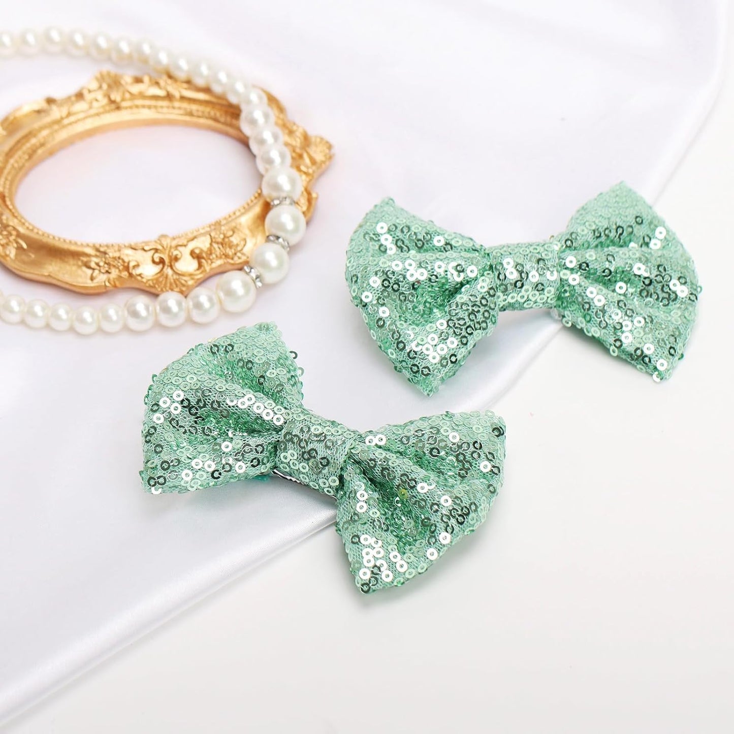 KISZU 4 Inch Sequin Glitter Hair Bows Clips, Sparkling Bling Little Bow HairPins Hair Accessories for Baby Girls Kids Children Teens and Women (Green)