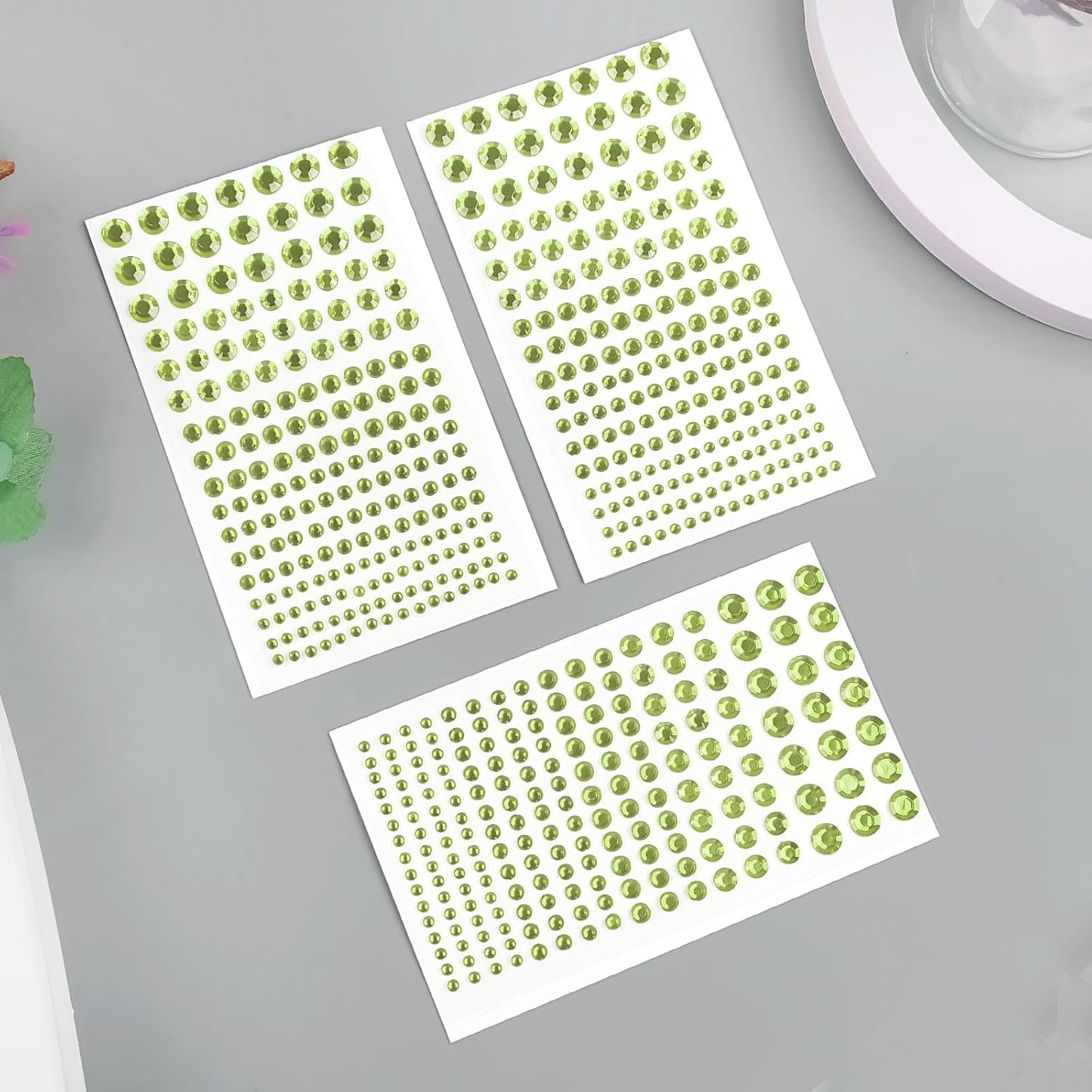 591pcs Face Gems Hair Gems Pearls, Self-Adhesive Face Jewels Eye Rhinestones 3/4/5/6/8 mm Face Gem Stick on, Halloween Makeup Gems Rave Accessories for Face Eyes Body Makeup (08.Light Yellow)