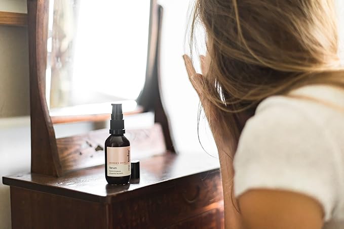 Women's Daily Serum, 30ml, Hydrate and Refine with CoQ10, Vitamin B3 and B5, Ginseng and Cranberry, Natural Ingredients, Vegan