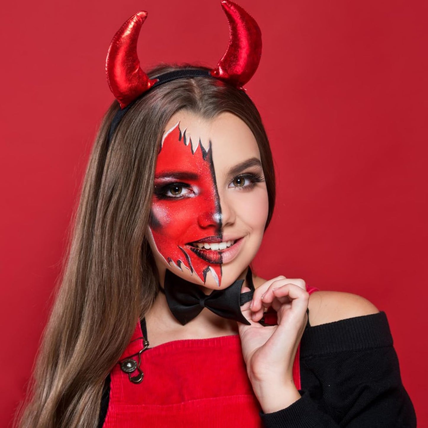 Red Face Paint Stick,Cream-Blendable Red Eye Black, Non-Toxic Oil Based Face Makeup Body Paint High Pigmented Joker Santa Claus Makeup Crayons for Halloween Special Effect Sfx