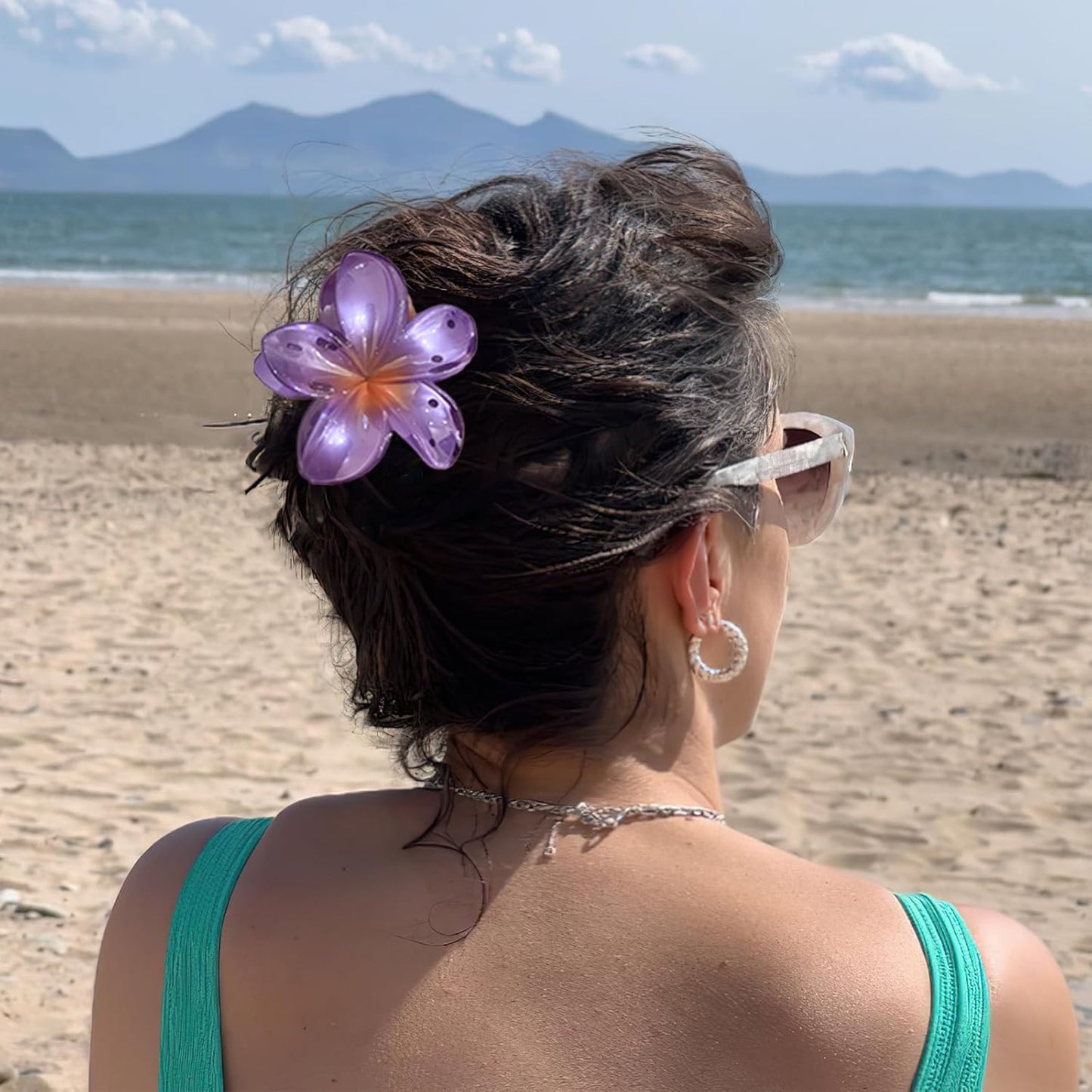 Flower Hair Claw Clips-4PCS Large Claw Clips for Thick/Thin Hair Claws,Strong Hold Nonslip Cute Hair Clips for Women Girls,Hawaiian Hair Accessories Holiday Gifts