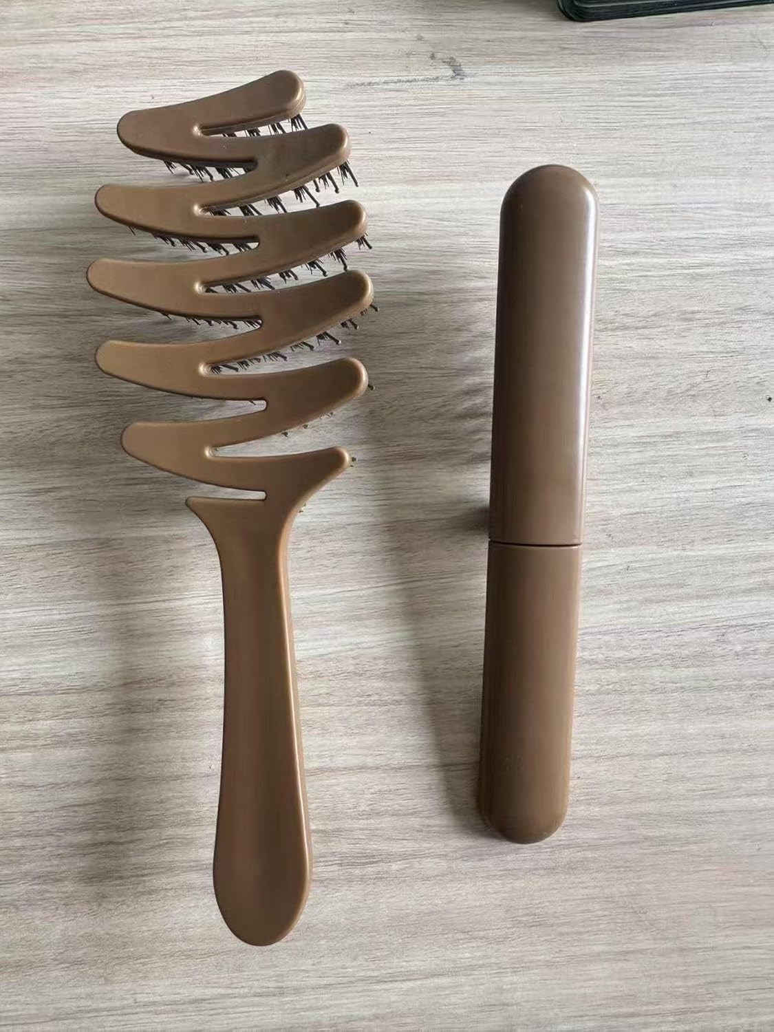 for Men and Women Hair Brush, Comb Set Suitable for All Hair Types, Ergonomic Handle Styling Brush