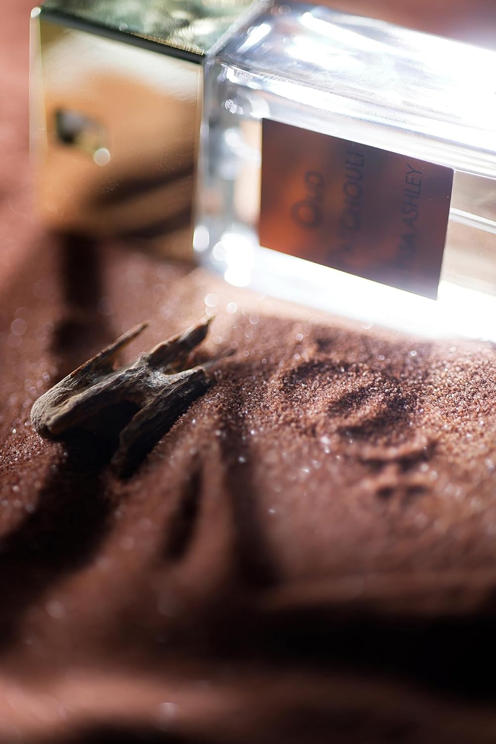 Alyssa Ashley Oud Patchouli - Perfume for Women with Rose, Saffron and Vetiver - Women's Perfume - Elegant Perfumes for Women - 1.7 oz EDP Spray