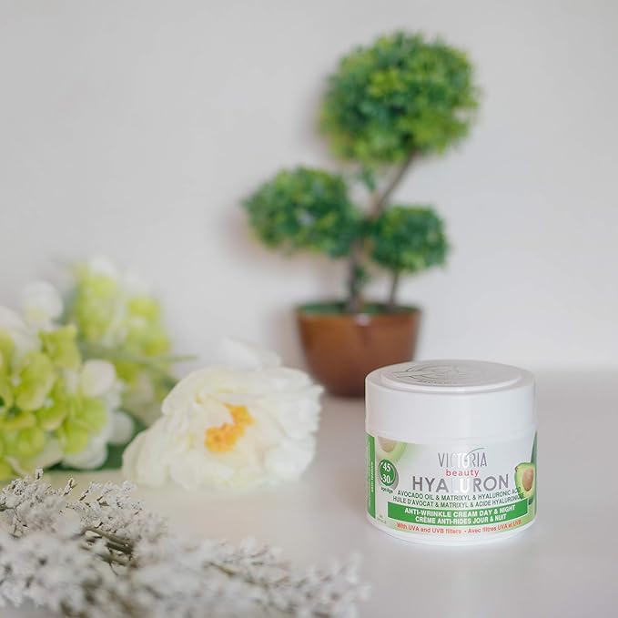 Hyaluron Anti-Wrinkle Cream with Avocado Oil - for Mature Skin (Age 30+) - Intensive Natural Cream for Day & Night With UV Filters