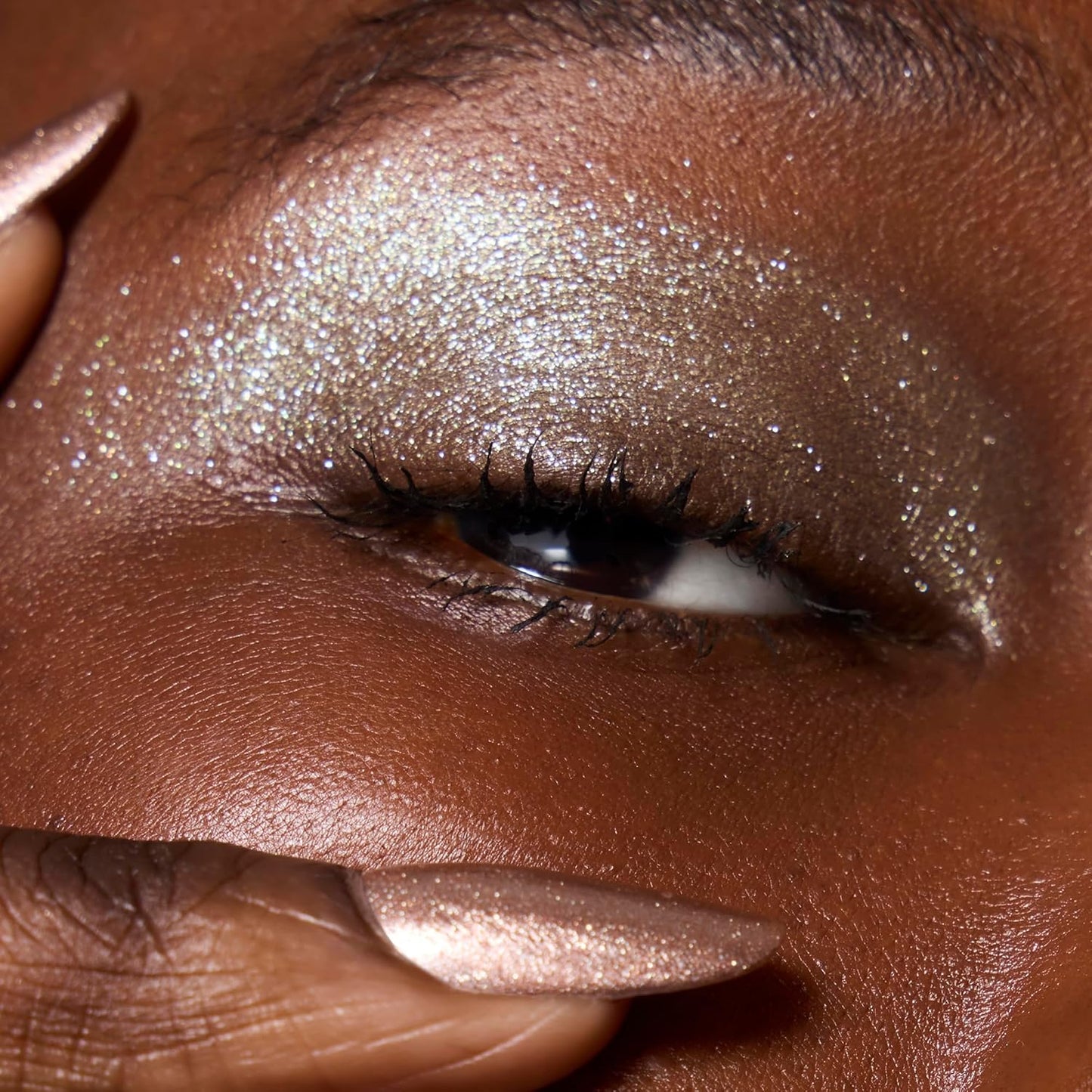 e.l.f. Fine As Fleck Glitter Eyeshadow, Long-Lasting Sheer Eye Makeup With A Shimmer Finish, Soft, Smooth Formula, Vegan & Cruelty-Free, Filthy Rich